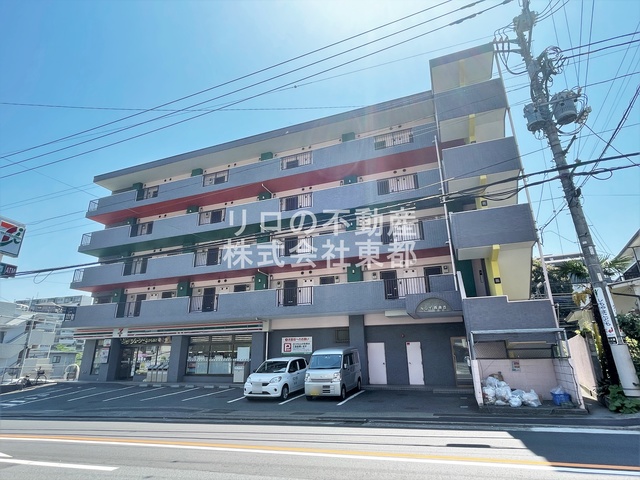 建物外観　小田急線百合ヶ丘駅から徒歩３分の好立地☆