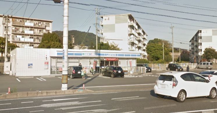 コンビニ　ローソン 若松東二島三丁目店（コンビニ）まで1547m