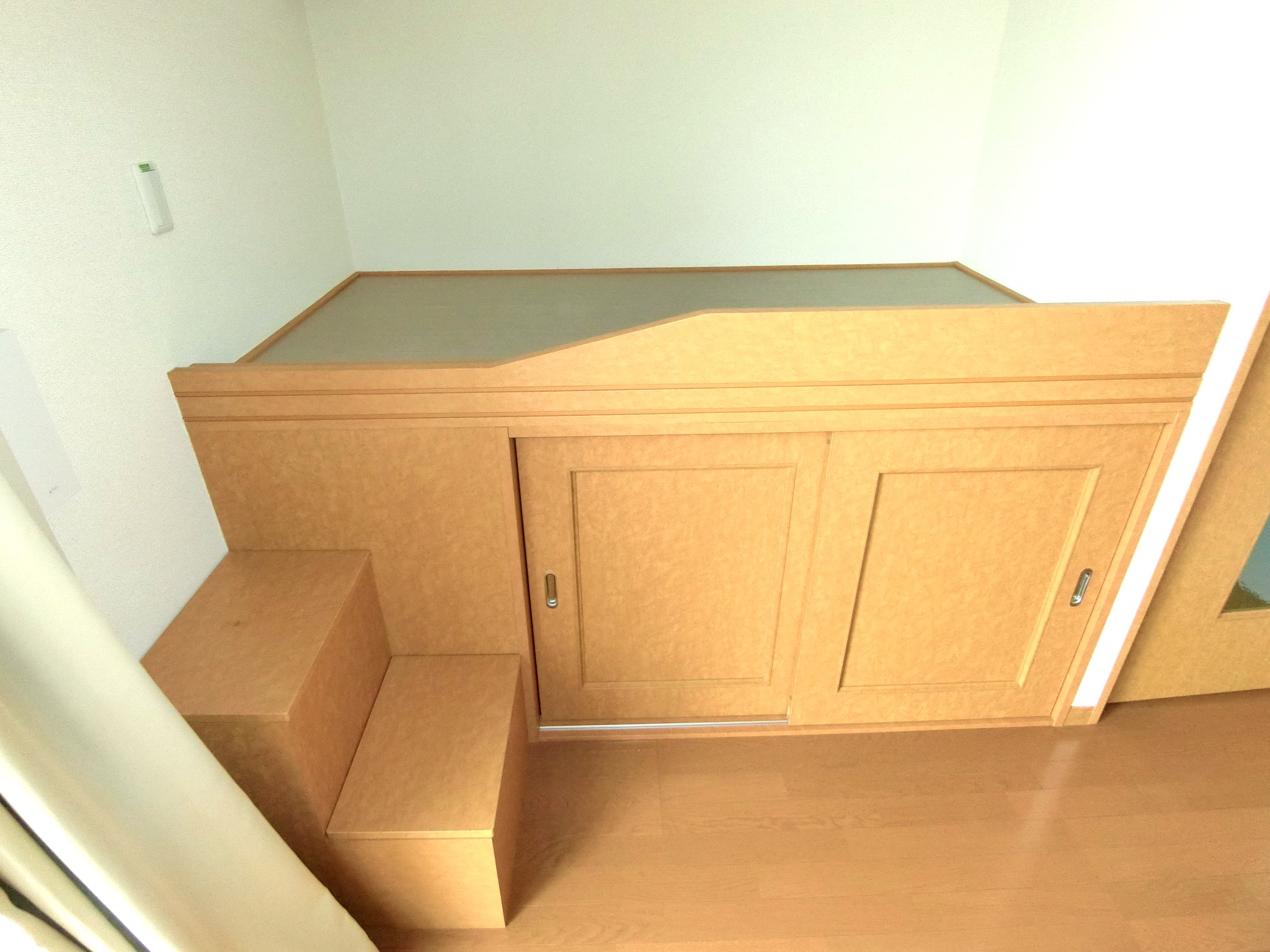 その他部屋・スペース　ベッドスペース（下部に大型収納を完備）です☆