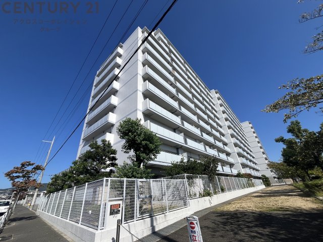 建物外観　エレベーター完備！安心の管理人日勤物件♪