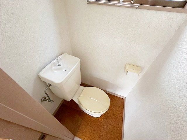 トイレ　トイレ