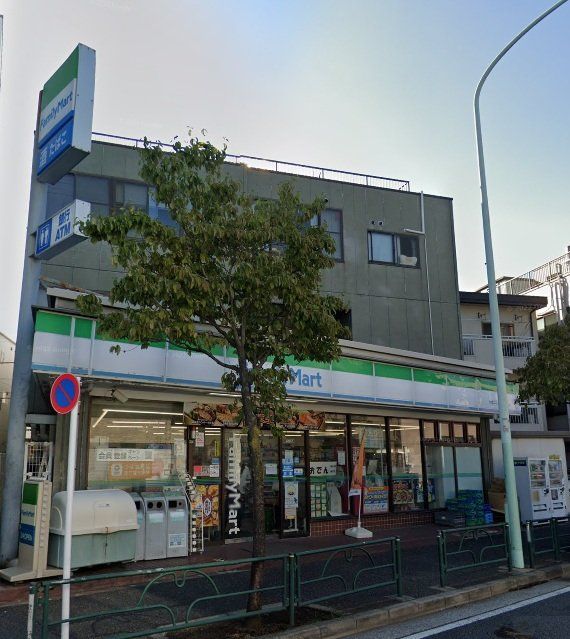 コンビニ　ファミリーマート小台二丁目店（コンビニ）まで190m