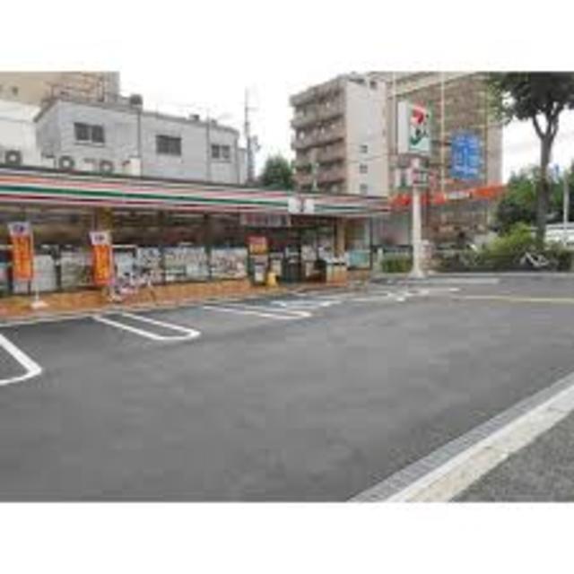 コンビニ　セブンイレブン大阪天神橋8丁目店（コンビニ）まで205m