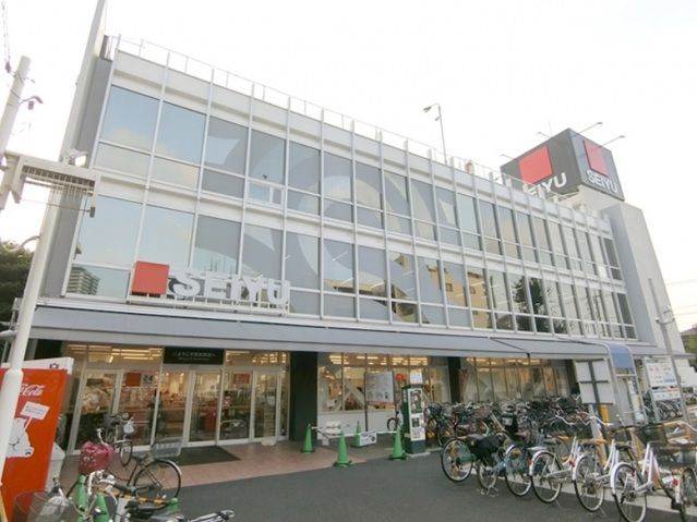 スーパー　西友蕨店（スーパー）まで657m
