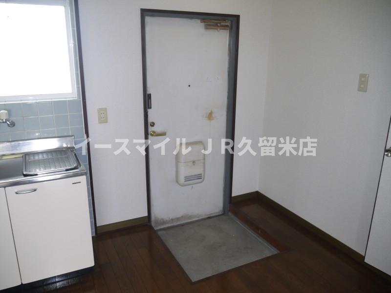 玄関　収納もある玄関です