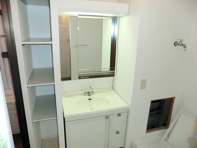 洗面設備　洗髪洗面化粧台付き♪