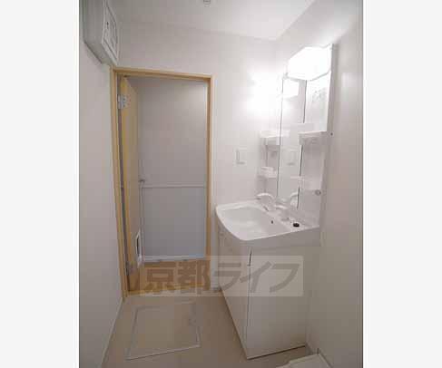 洗面設備　洗面所です