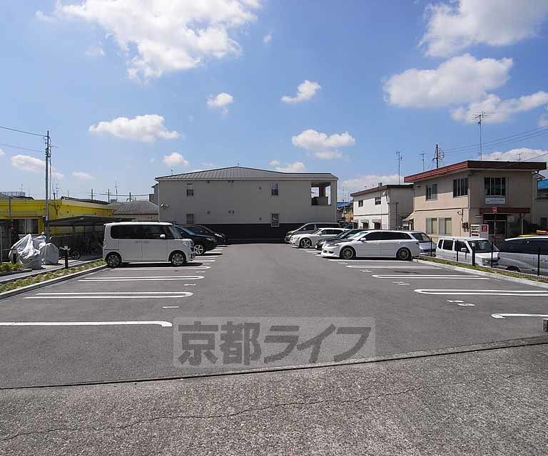 駐車場　広い駐車場です。