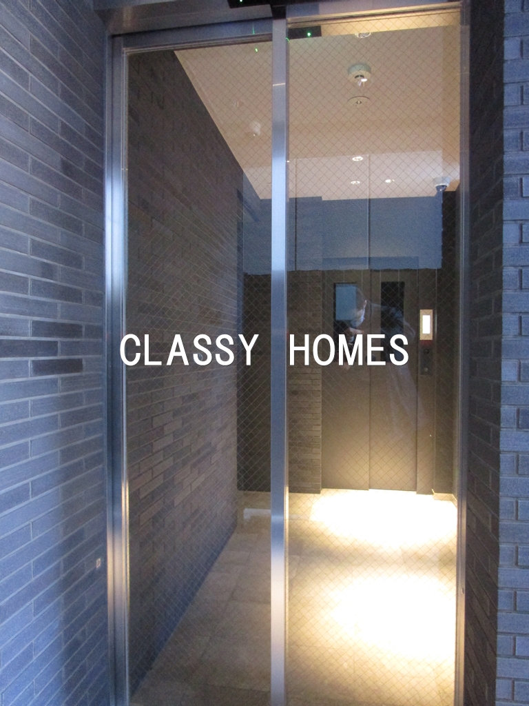 エントランス　2022年竣工　カナール芝浦：エントランス