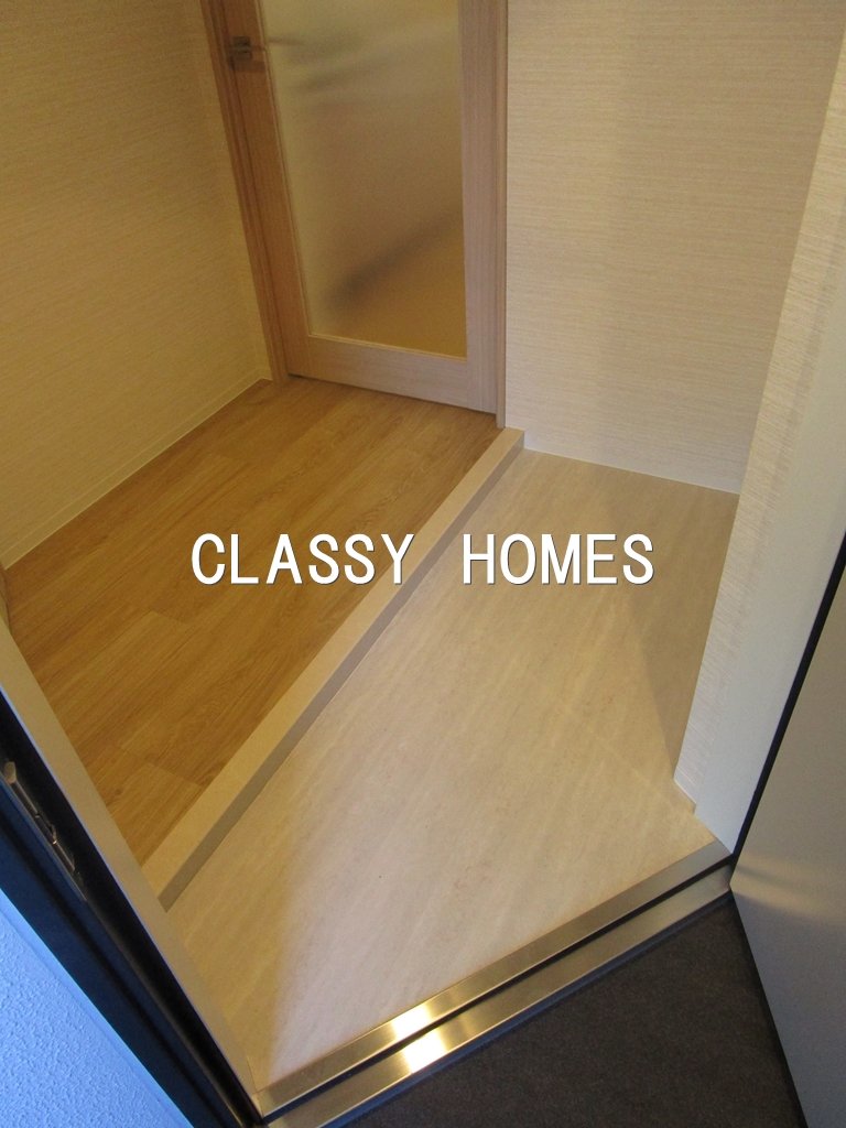 玄関　2022年竣工　カナール芝浦：玄関