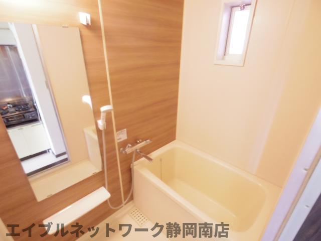 バス・シャワールーム　日々の暮らしに欠かせないお風呂です