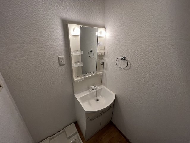 洗面設備　独立洗面化粧台付き☆