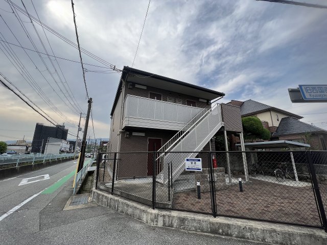 建物外観　TVモニター付きインターホン完備☆