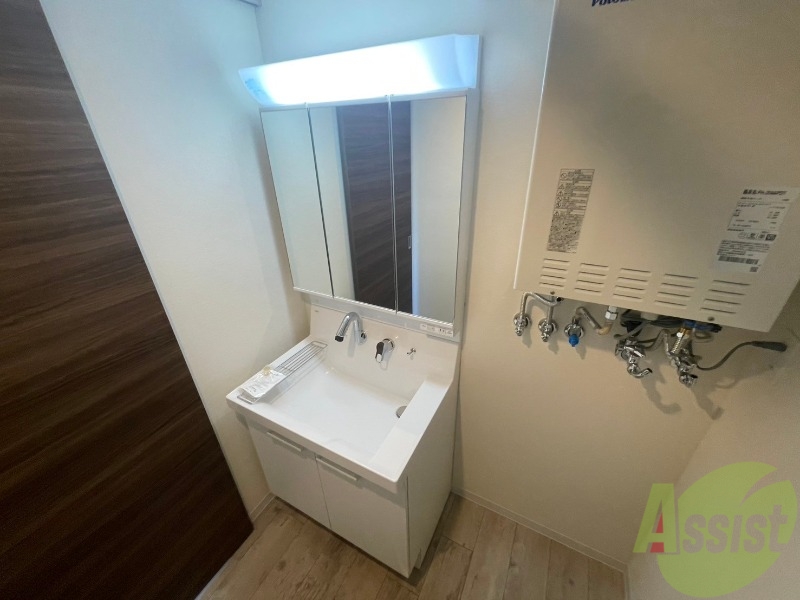 洗面設備　シャンプードレッサーで身支度もラクラクです！