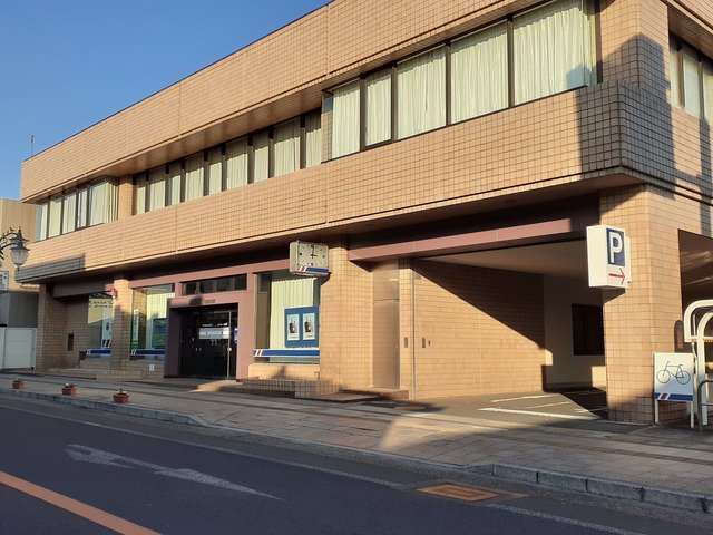 銀行　常陽銀行石岡支店（銀行）まで927m