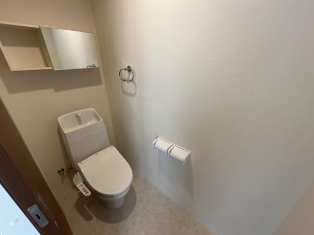 トイレ　トイレ