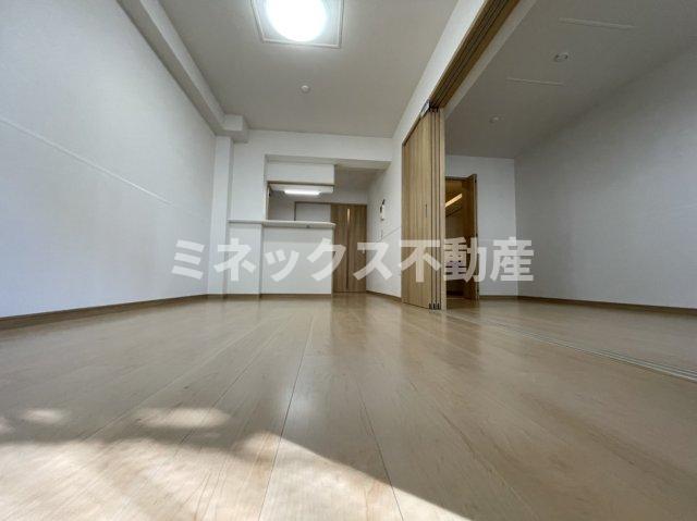 居室・リビング　同タイプのお部屋の写真。現況を優先します。