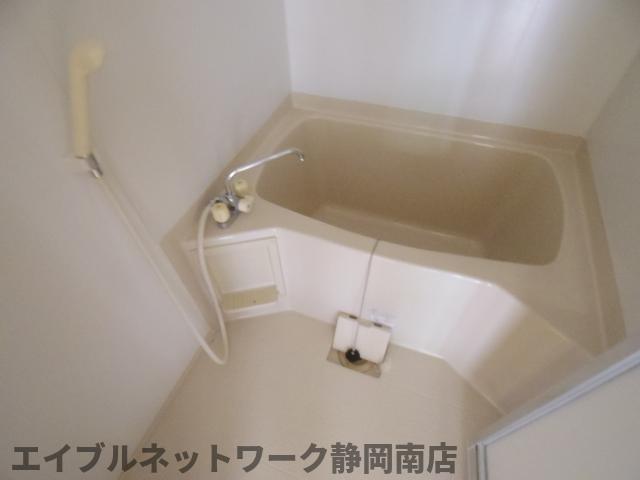 バス・シャワールーム　日々の暮らしに欠かせないお風呂です