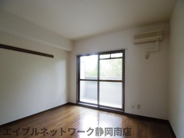 その他部屋・スペース　明るい色調の室内です