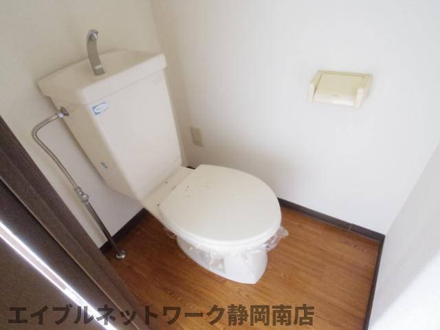 トイレ　シンプルで使いやすいトイレです
