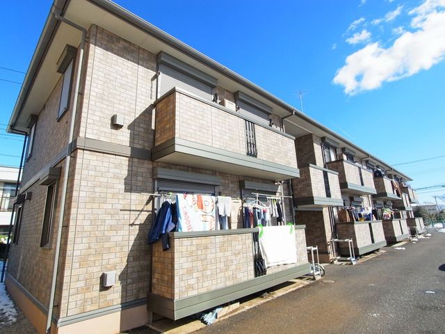 建物外観　きちんとバルコニーがありますよ☆