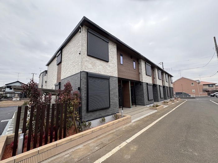 建物外観　建築中