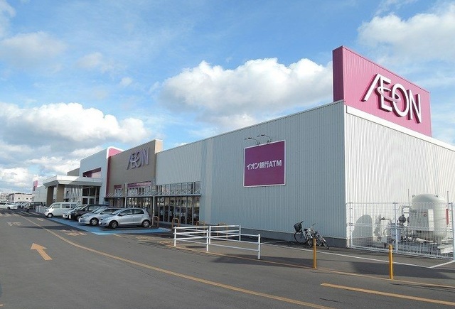 ショッピングセンター　イオン田向店（ショッピングセンター）まで2400m