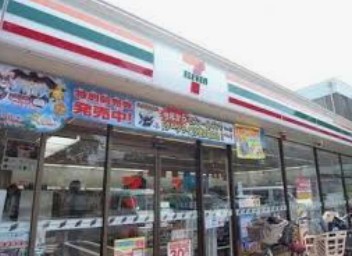 コンビニ　セブンイレブン目黒碑文谷3丁目店（コンビニ）まで452m