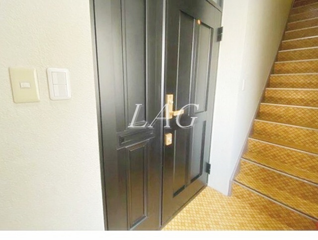 玄関　玄関です。