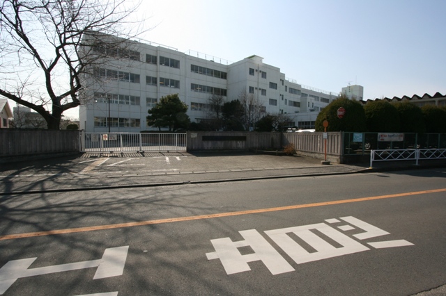 小学校　上柴西小学校（小学校）まで614m