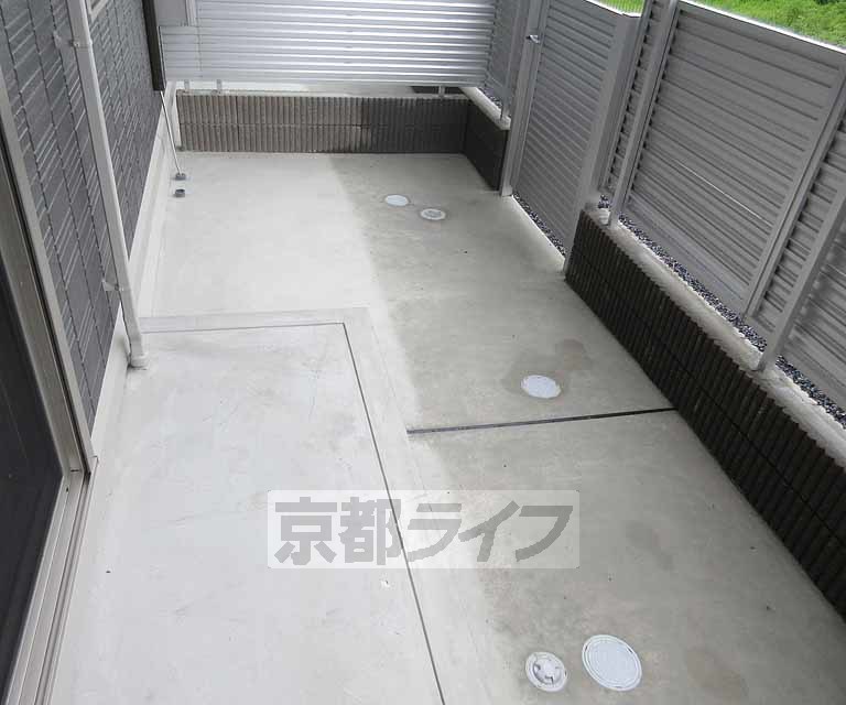 バルコニー　・１階のみ庭付きです。