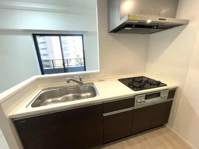 キッチン　イゾラセレーナ目黒