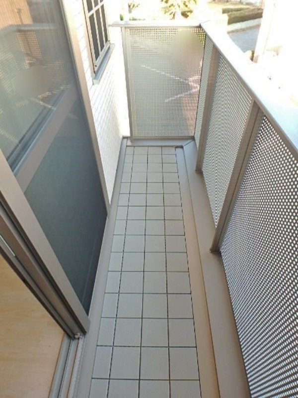 バルコニー　図面と現状に相違がある場合には現状を優先