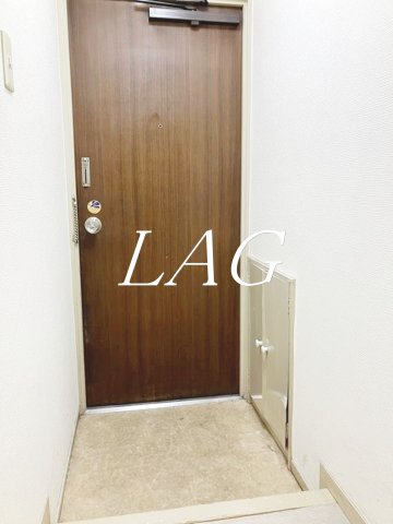 玄関　玄関です。