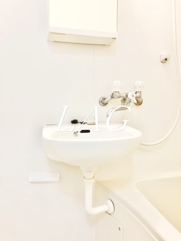 洗面設備　洗面台です。