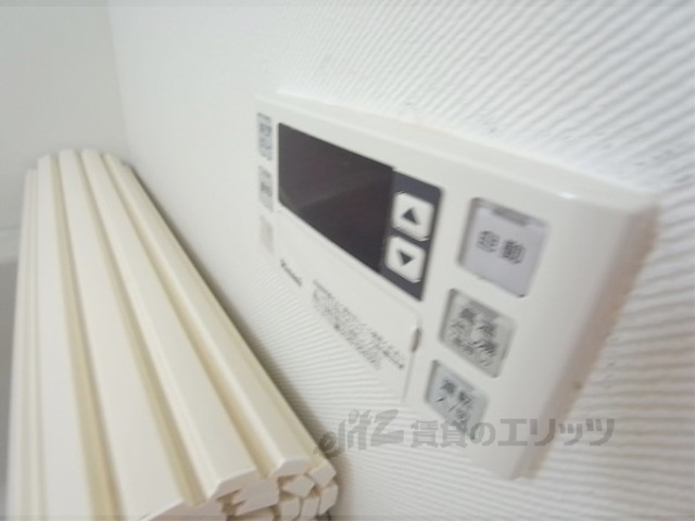 その他設備　給湯器リモコン