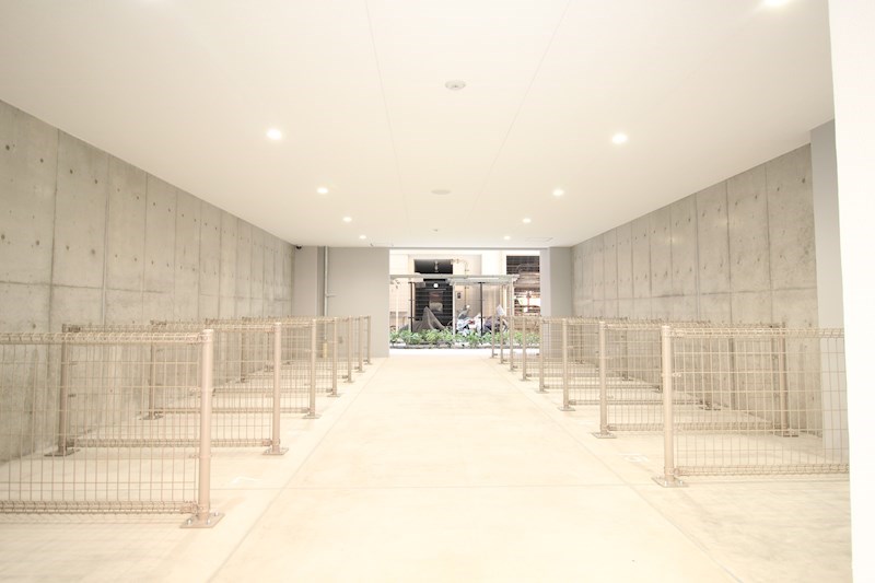 その他共有部分　屋内駐輪場です。各部屋専用のサイクルポートがあり、他の自転車