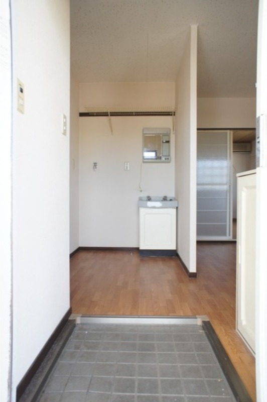 玄関　図面と現状に相違がある場合には現状を優先