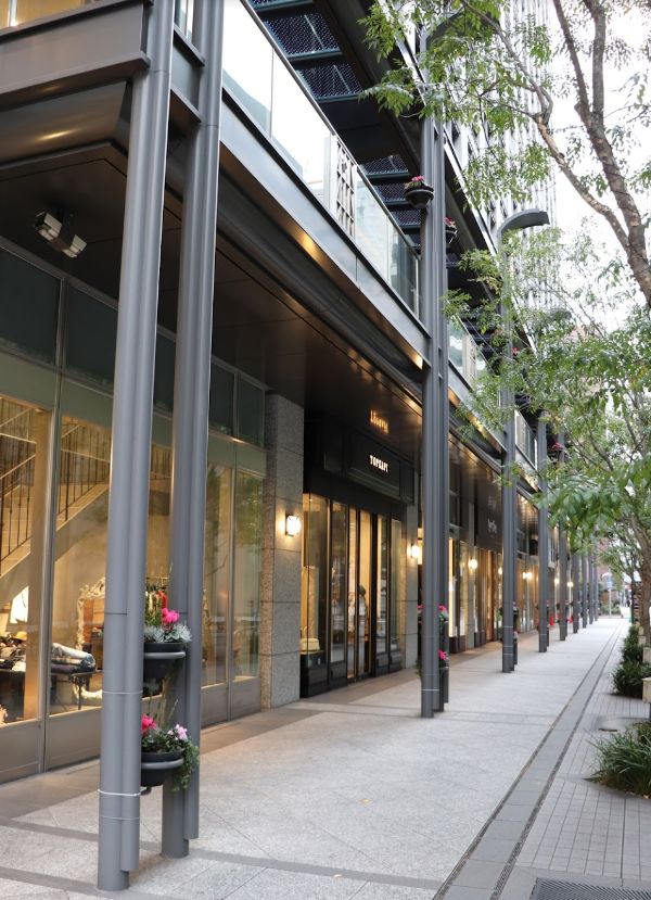 ショッピングセンター　淀屋橋odona（ショッピングセンター）まで2244m