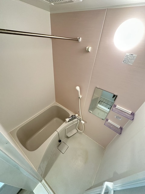 バス・シャワールーム　別部屋参考写真です