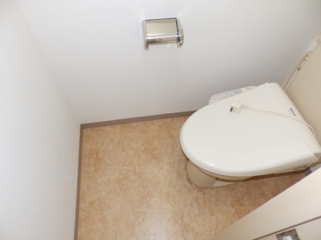 トイレ　ウォシュレット