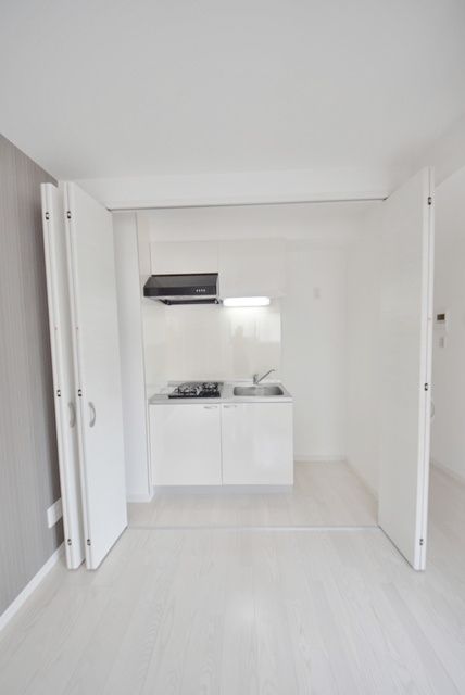 キッチン　お問合せはタウンハウジングまで！※現地待合わせ相談可能