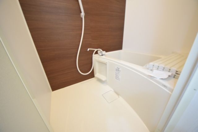 バス・シャワールーム　お問合せはタウンハウジングまで！※現地待合わせ相談可能