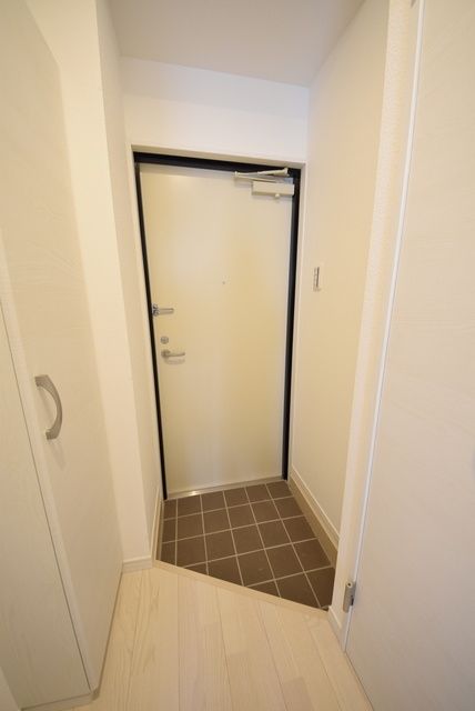 玄関　お問合せはタウンハウジングまで！※現地待合わせ相談可能