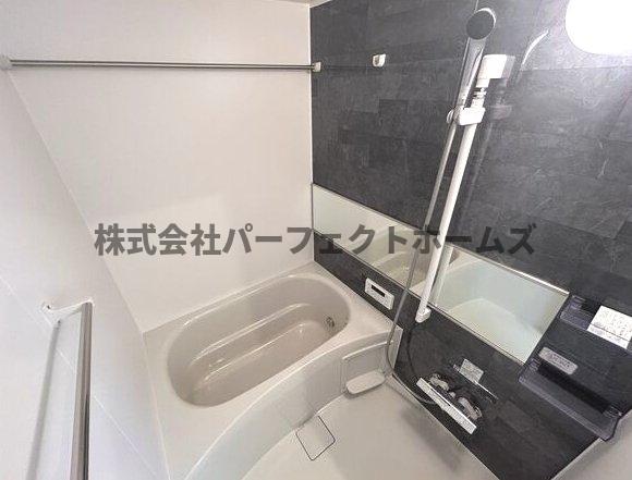 バス・シャワールーム　ゆったり過ごせるお風呂です