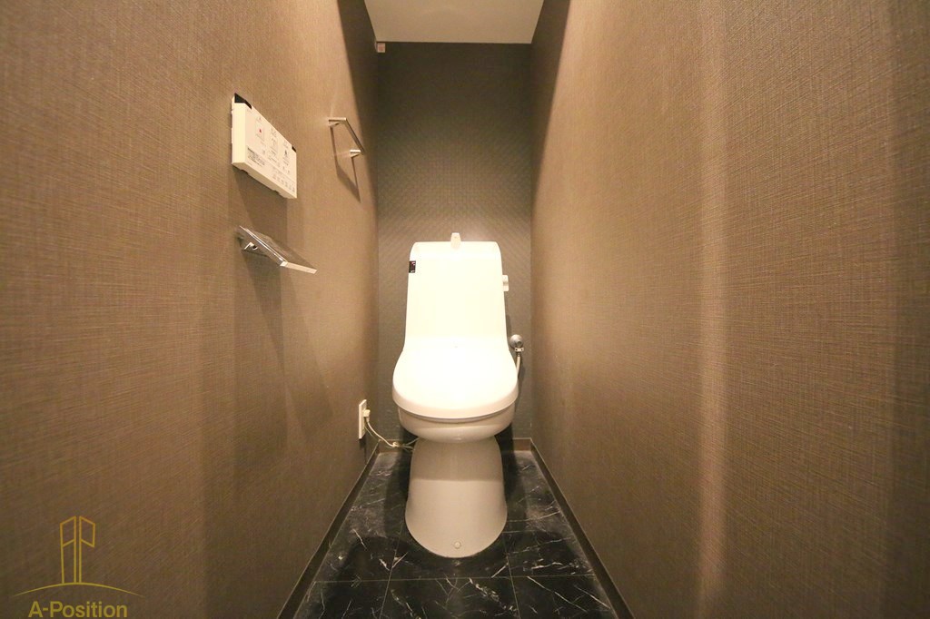 トイレ　インペリアルスイート南堀江