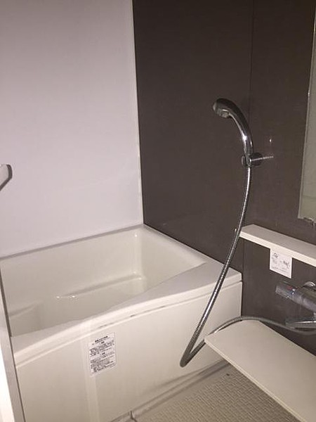 バス・シャワールーム　※同建物別部屋参考写真