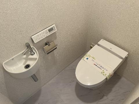 トイレ　シャワー付トイレ