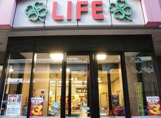 スーパー　ライフ幡ヶ谷店（スーパー）まで383m