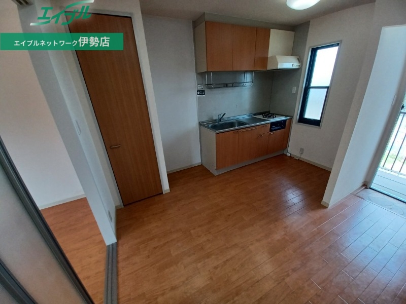 キッチン　同型参考写真